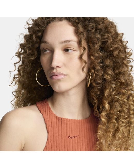 Nike Sportswear Chill Knit Aansluitende Mouwloze Geribbelde Midi Jurk in het Orange