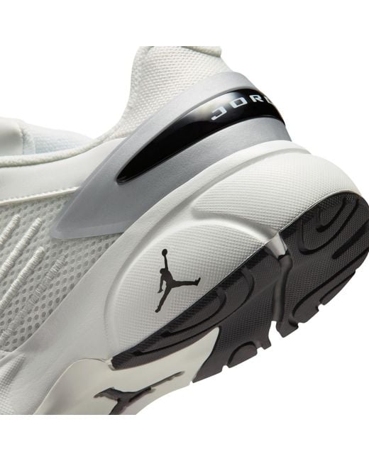 Nike White Trunner Flow Shoes