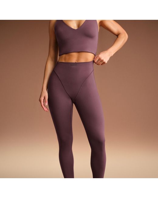 Nike Orange 'Sskims Matte High-Waisted V-Line 26" Leggings