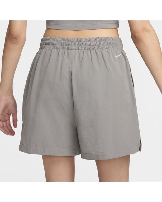 Shorts woven sportswear di Nike in Gray