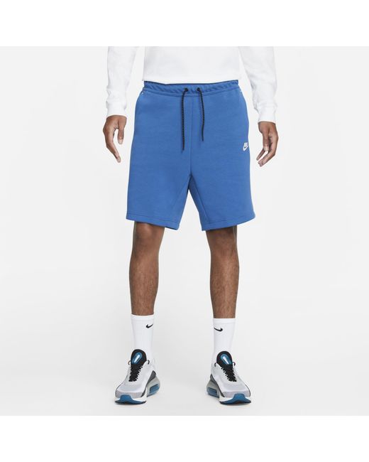 Nike Sportswear Tech Fleece Shorts in 