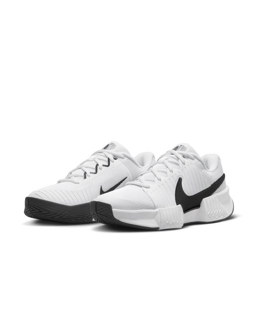 Nike White Gp Challenge Pro Shoes