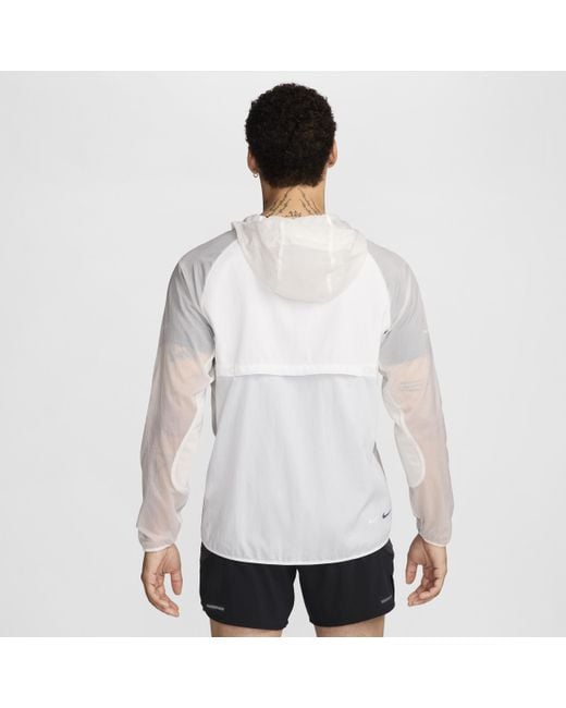 Nike White Trail Aireez Running Jacket for men