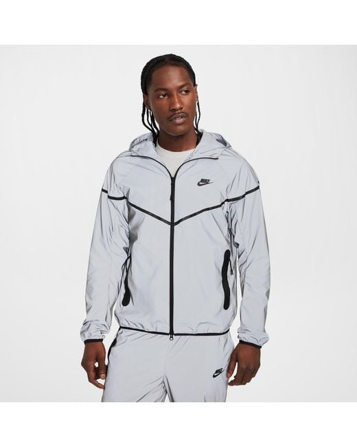 Nike Tech Woven Reflective Jacket in Gray for Men | Lyst