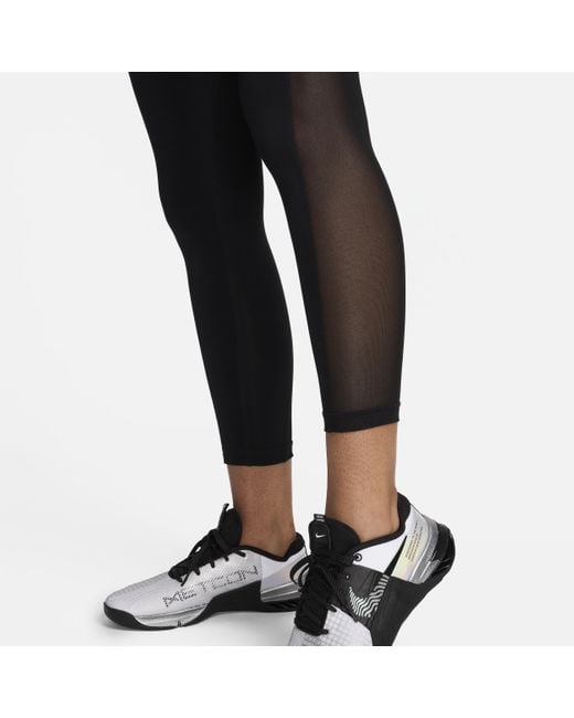 Nike Pro 7/8-legging Met Halfhoge Taille En Mesh Vlakken in het Black