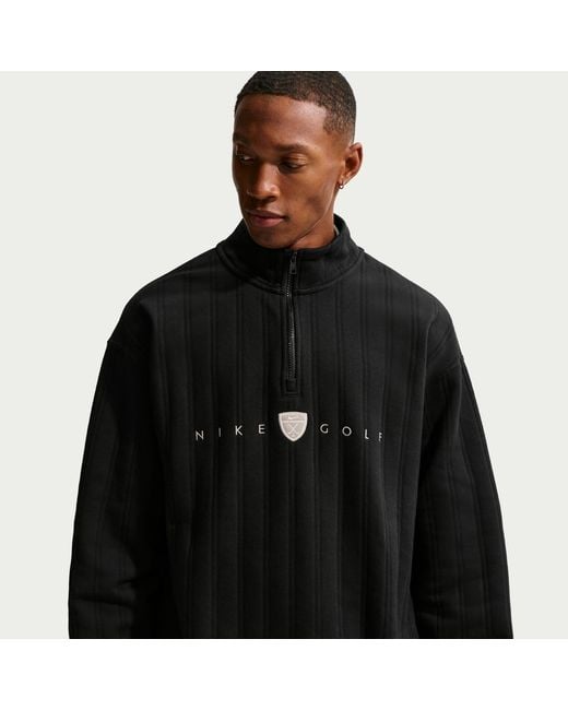 Nike Fairway Fresh Therma-Fit Oversized 1/2-Zip Golf Top in Black