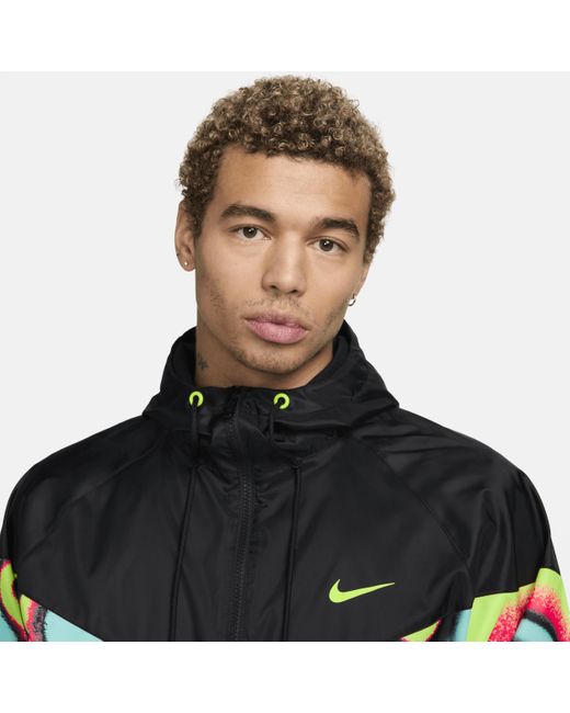 Giacca con fodera in tessuto sportswear windrunner di Nike in Green da Uomo