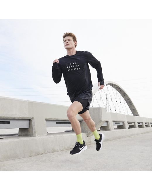 Nike Revolution 7 EasyOn Men's Road Running Shoes