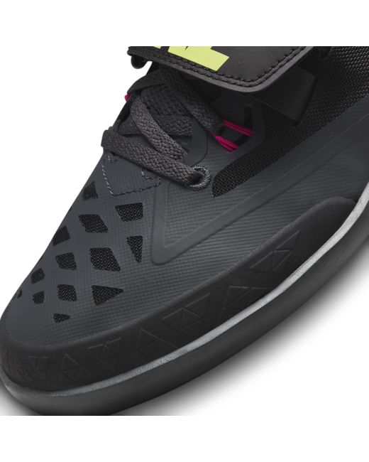 nike throwing shoes 2021