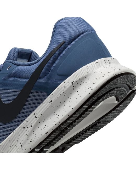 Nike Blue Run Swift 3 Road Running Shoes (Extra Wide) for men