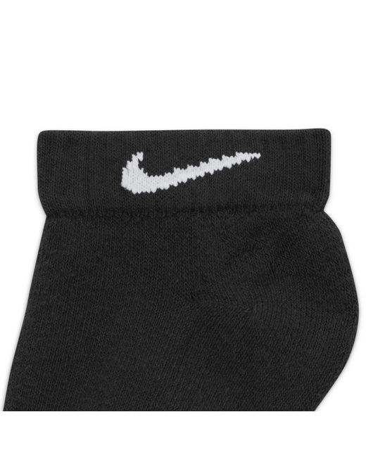 Nike Everyday Cushioned Training Low Socks (6 Pairs) in Black Lyst