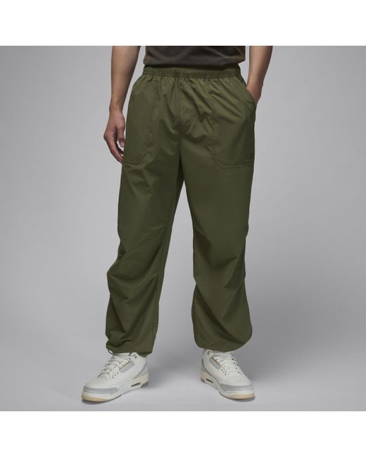 Nike Green Nike Essentials 'Woven Trousers for men