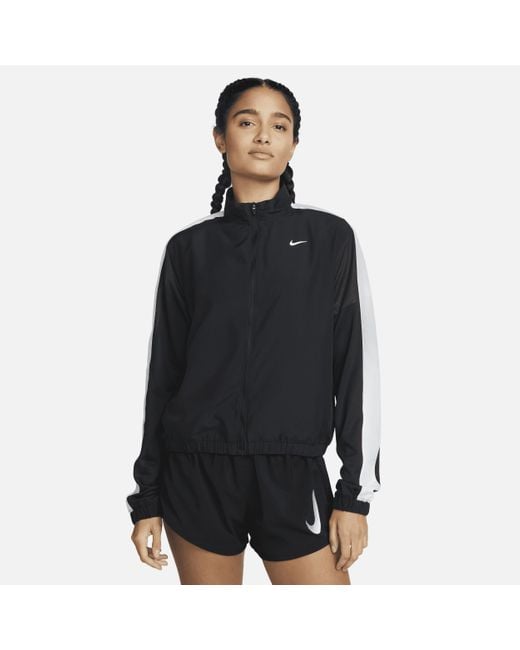 Giacca da running dri-fit swoosh run di Nike in Black