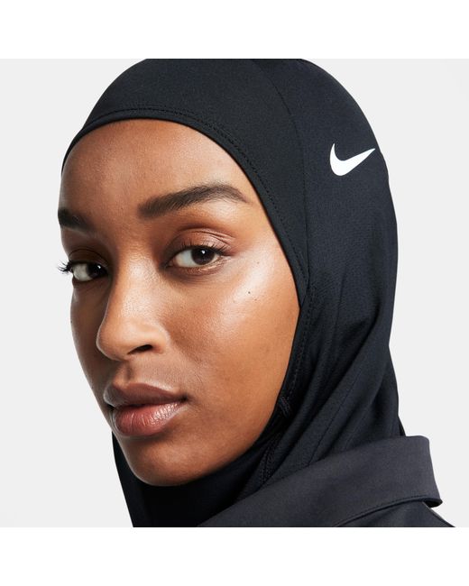 Nike Tech Sikh Robe Nike Pro Hijab in Black | Lyst