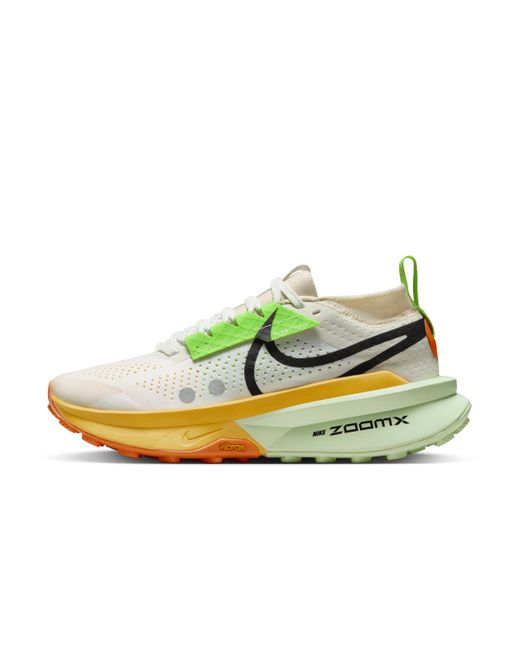 Scarpa da trail running zegama 2 di Nike in Green