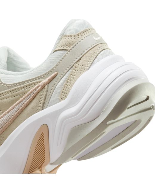 Nike White Al Shoes