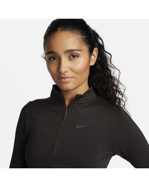 Nike Running Division Dri-fit Adv Tussenlaag Met Korte Rits in het Black