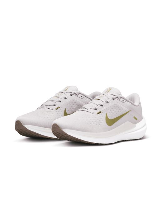 Nike White Winflo 10 Road Running Shoes