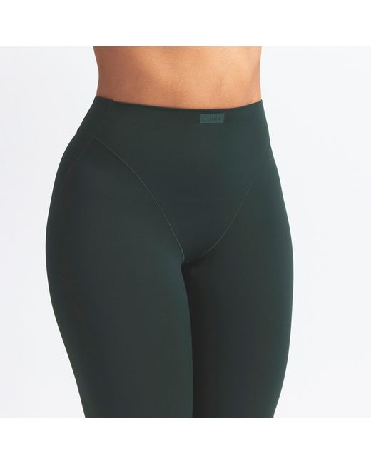 Nike Green Skims Matte High-Waisted V-Line 26" Leggings