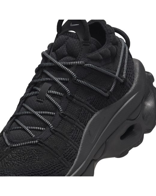 Nike Air Max Flyknit Venture Shoes in Black | Lyst