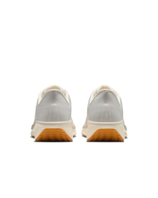 Nike White Quest 6 Road Running Shoes