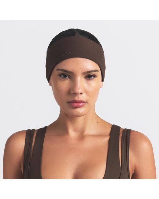 Nike Skims Dri-Fit Headband in Gray | Lyst