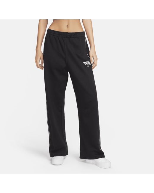 Pantaloni in french terry a gamba dritta sportswear di Nike in Black