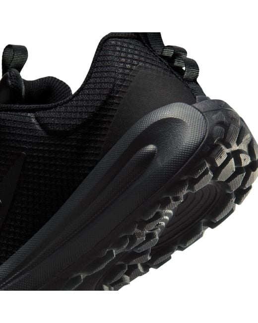 Nike Black Cross Turf Baseball Shoes for men