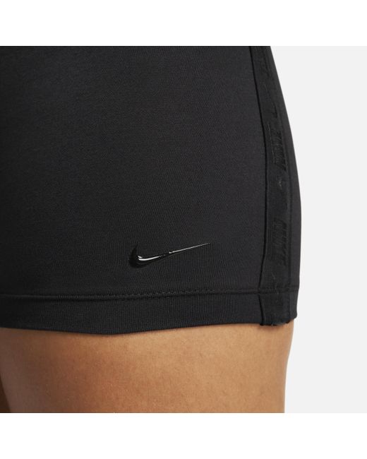 Body sportswear di Nike in Black