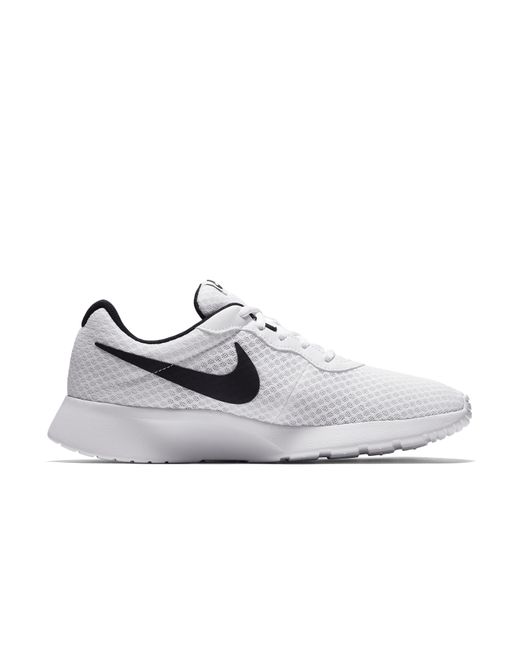 nike men's tanjun casual sneakers