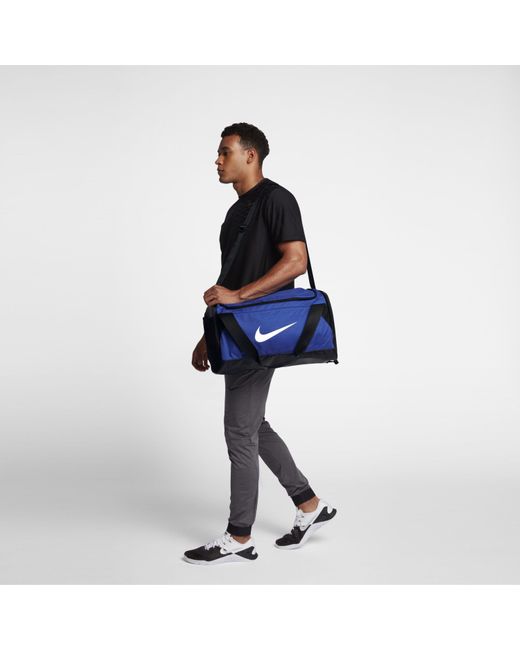 small nike duffel