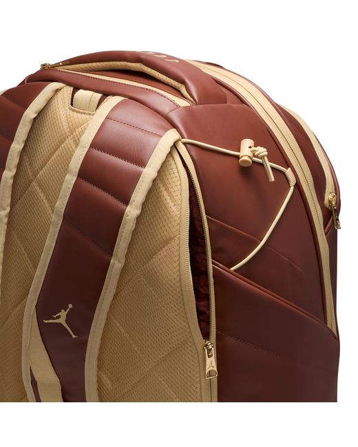 deux lux downtown mini backpack & Nyx Women's Zoe 13