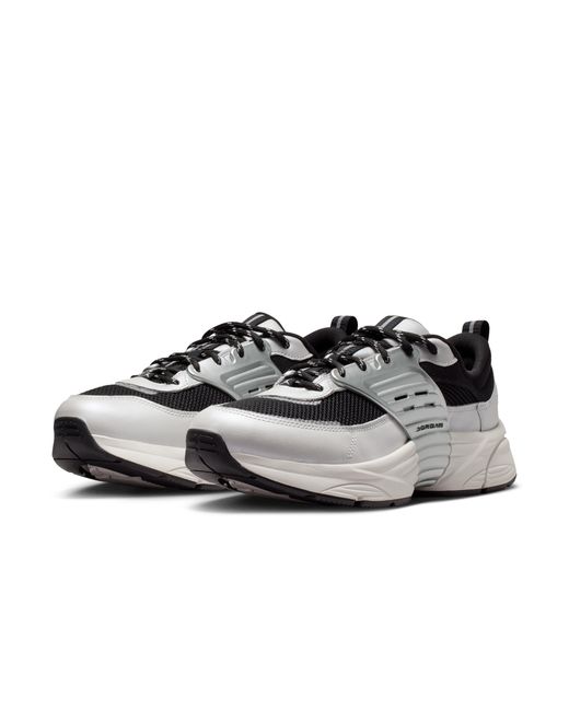 Nike Brown Trunner O/S Shoes for men