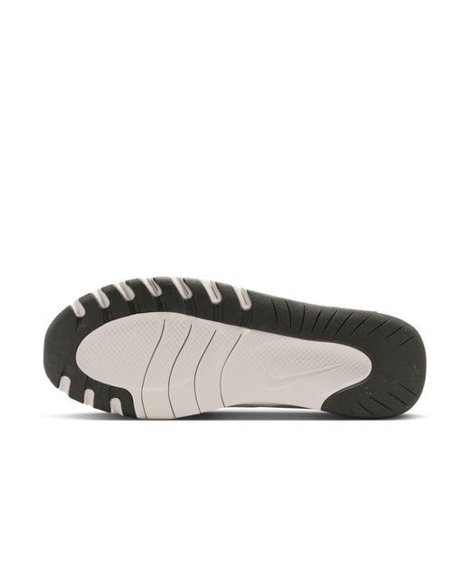 Nike Brown Flex Train Workout Shoes for men