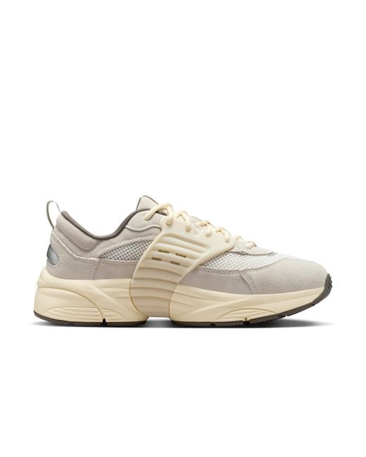 Nike White Trunner O/S Shoes for men