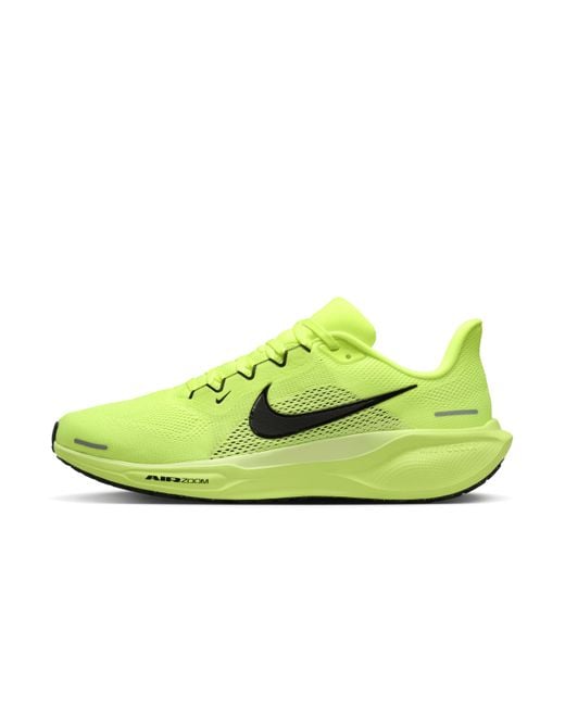 Nike Green Pegasus 41 Road Running Shoes for men