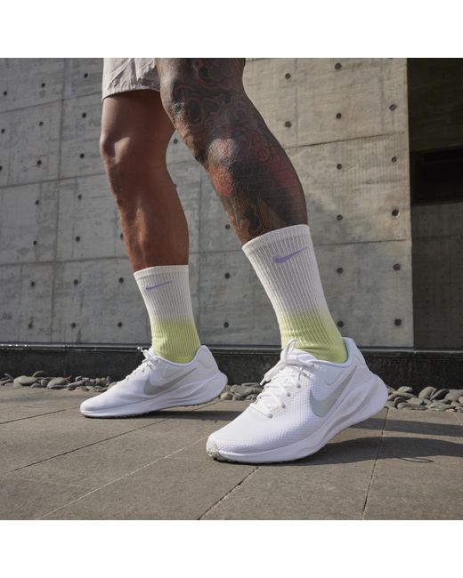 Nike White Revolution 7 Road Running Shoes for men