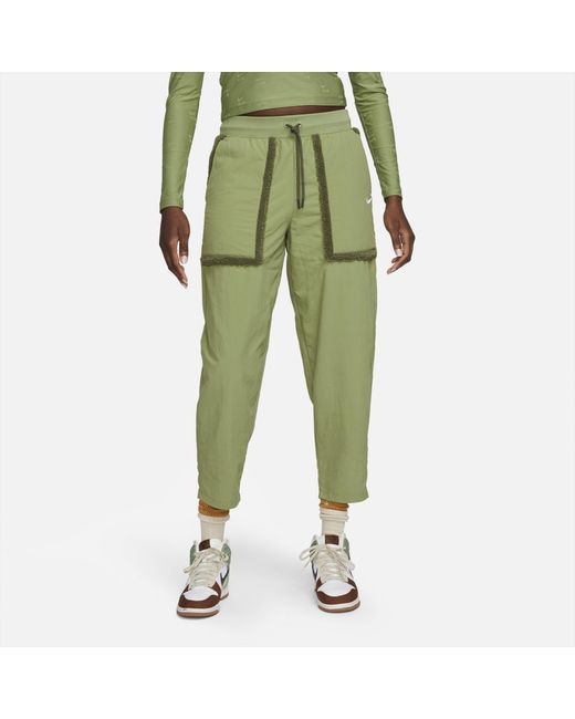 Nike Fleece Sportswear Essential Woven High-waisted Curve Pants in Green | Lyst