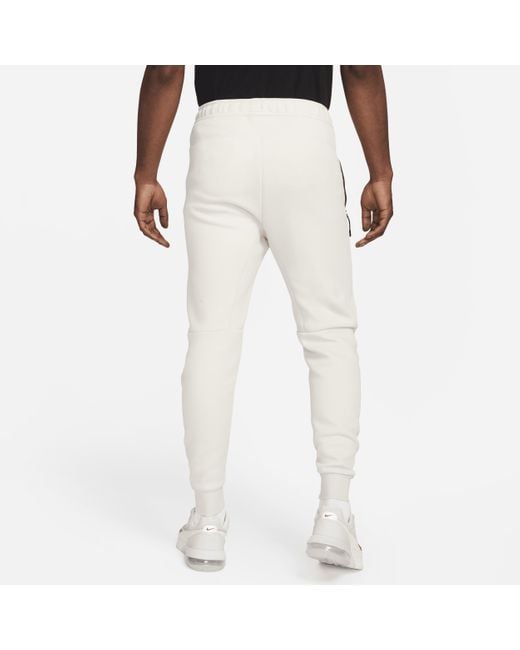 Nike Sportswear Tech Fleece joggingbroek in het White voor heren