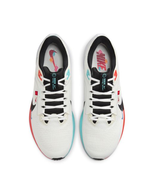 Nike White Pegasus 40 Road Running Shoes for men