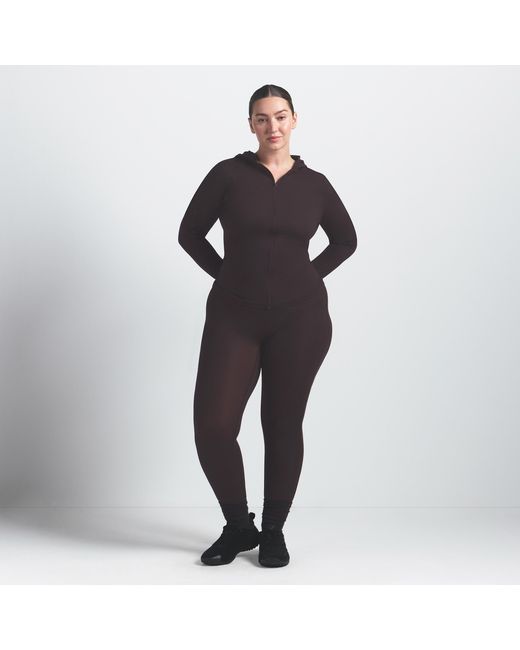 Nike Black Skims Weightless Layers High-Waisted V-Panel Leggings
