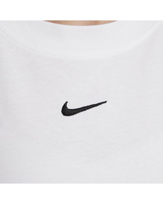 Nike White Essentials T-Shirts