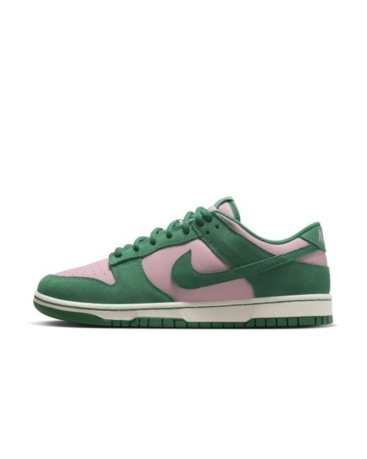 Nike Green Dunk Low Retro Se Shoes for men