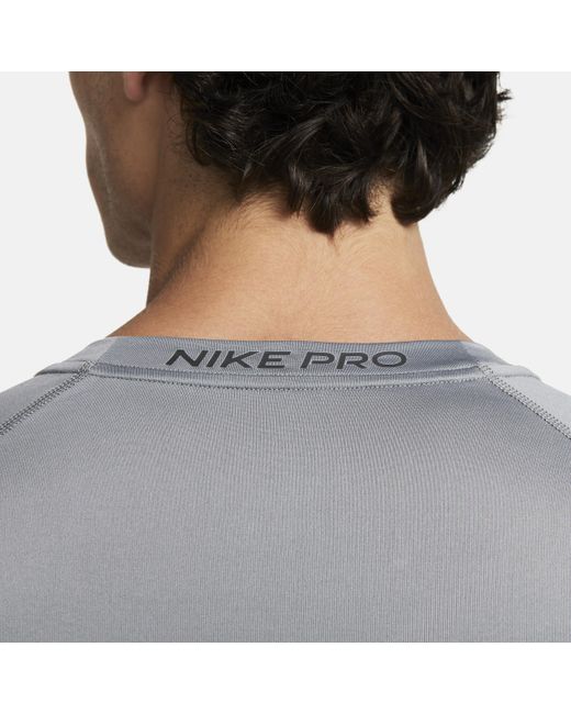 Maglia da fitness aderente a manica lunga dri-fit pro di Nike in Gray da Uomo