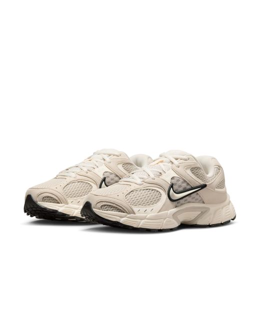 Nike White V5 Rnr Shoes