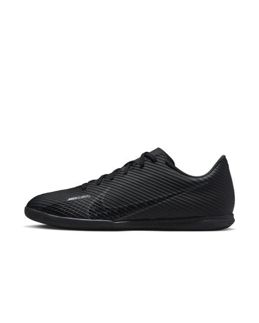 court soccer shoes