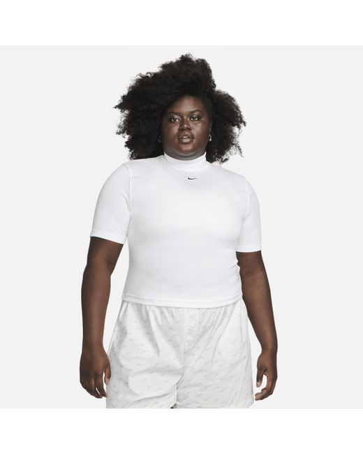 Nike Sportswear Essentials Geribde Top Met Hoge Kraag En Korte Mouwen (plus Size) in het | Lyst NL