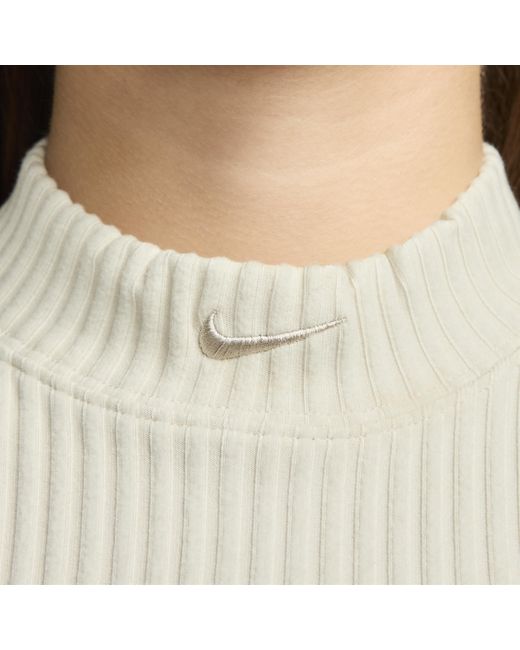 Nike Natural Sportswear Chill Knit Tight Mock-neck Ribbed Cropped Tank Top