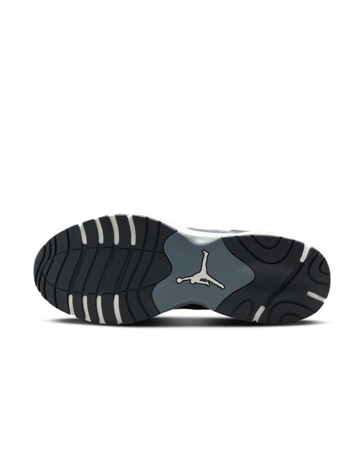 Nike Gray Trunner Flow Shoes for men