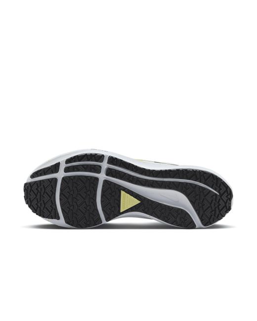 Nike Pegasus Shield Weatherised Road Running Shoes in White | Lyst